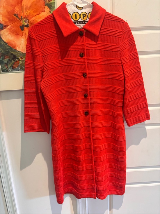 St. John Dresses & Skirts - St. John Vibrant Red Orange knit  Button-Front Dress size 6 longline